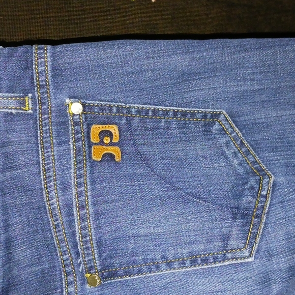 ✧𝗝𝗼𝗲'𝘀 𝗥𝗼𝗰𝗸𝗲𝗿 𝗝𝗲𝗮𝗻𝘀✧ - Picture 8 of 8